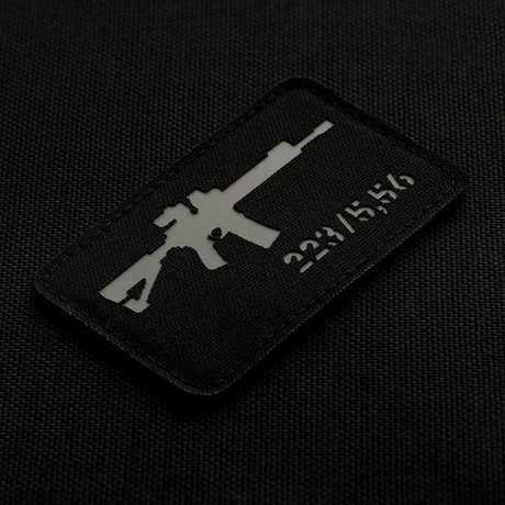 M-Tac AR-15 223/5,56 Laser Cut Patch med Velcro, taktisk morale patch til tøj og udstyr. Slidstærkt Cordura 500D materiale.