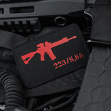 M-Tac AR-15 223/5,56 Laser Cut Patch med Velcro, taktisk morale patch i Cordura 500D, slidstærkt design til militær- og outdoorudstyr.