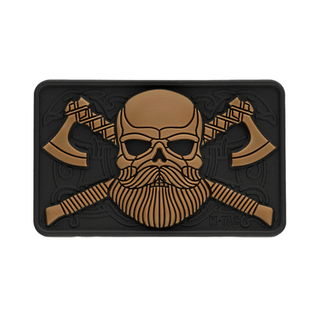 M-Tac Bearded Skull 3D PVC Patch med 3D skægget design og to krydsede økser i slidstærkt PVC-gummi til taktisk brug og udendørs aktiviteter.