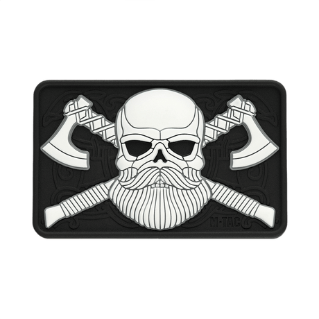 M-Tac Bearded Skull 3D PVC Patch med to økser og skægget kranium i sort og hvidt design, fastgøres med velcro.
