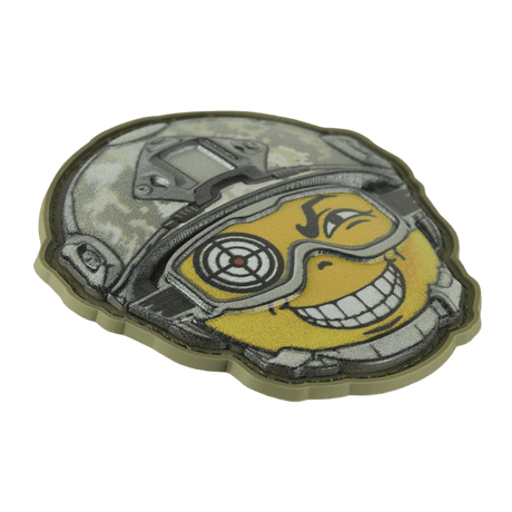 M-Tac Patch Emoji #25 med 3D-effekt, taktisk sjov moralemærke til tøj og udstyr. Størrelse: 6.5 x 6.5 cm, PVC, Velcro fastgørelse.