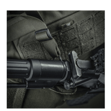 M-Tac Universal Våbenrem monteret på gevær for let håndtering og komfort med enkelt- og to-punkts fastgørelsessystem.