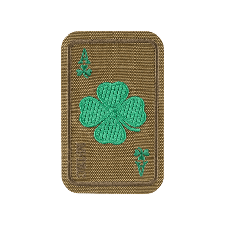 M-Tac Patch Lucky Card (Broderi) med broderet kløverblad i Cordura 500D, symbol på held og beskyttelse. Velcro fastgørelse.