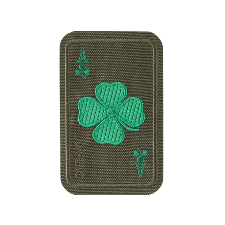 M-Tac Patch Lucky Card (Broderi) med kløverblad, broderet Cordura 500D, symboliserer held og beskyttelse. Fastgøres med Velcro.
