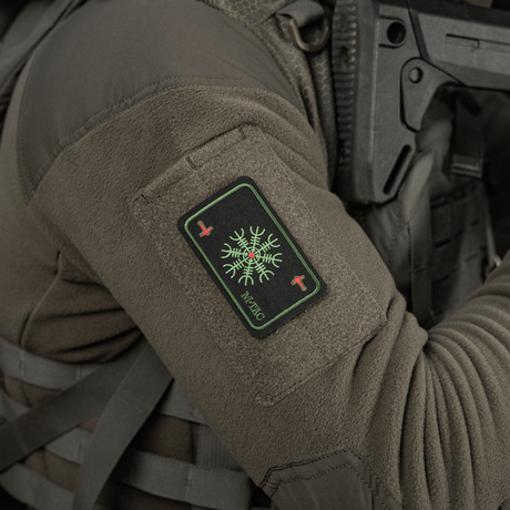 M-Tac Patch Kort Helm of Horror (Broderi) på jakke, vikingetidssymbol for styrke, lavet af Cordura 500D, fastgøres med Velcro, 8x5 cm.