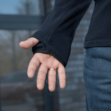 Detalje af M-Tac Delta Polartec Fleecejakke med blød fleece og praktisk design, ideel til kolde dage.