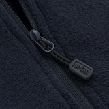 Detaljebillede af lynlås på M-Tac Delta Polartec Fleecejakke Dame, fremstillet af blødt og holdbart Polartec® Micro Series-fleece.