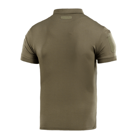 M-Tac Polo Elite Tactical Coolmax i olivenfarve, bagsidevisning. Designet til politi og sikkerhedsarbejde, svedtransporterende og hurtigtørrende.