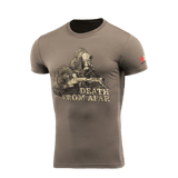 M-Tac Sniper T-shirt med teksten 'Death From Afar', fremstillet af 93% bomuld og 7% elastan for komfort og holdbarhed.