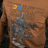 M-Tac T-Shirt UA Side Langærmet med unikt 'Come to the Dark Side' print, lavet af bomuld og elastan for komfort og holdbarhed.