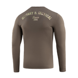M-Tac T-Shirt Logo Long Sleeve med camouflagemønster og slogan "Military & Tactical Since 2014" på ryggen.