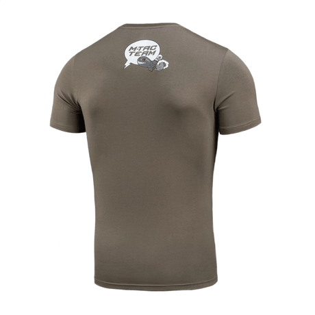 M-Tac T-Shirt Comics Drone Girl med kreativt print hylder ukrainske droneoperatører, viser styrke og effektivitet. Komfortabel bomuldsblanding.