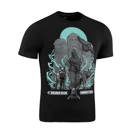 M-Tac T-Shirt Our Land som viser militærmotiv med ugle og ulv, fremhæver ukrainsk krigerånd. Hyldest til modige soldater.