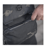 M-Tac Konvert Taske Elite med magnetventil og justerbar skulderrem i Cordura-materiale.