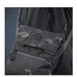 M-Tac Konvert Taske Elite i slidstærkt Cordura materiale med justerbar skulderrem og magnetventil for nem adgang.