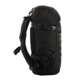 M-Tac Rygsæk Gen. II Elite – Small i sort med MOLLE-paneler og sidelommer. Praktisk kuffertåbning for nem pakning.