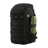 M-Tac Rygsæk Gen. II Elite – Small i sort med sidelommer, MOLLE-paneler og elastiske mesh-lommer. Praktisk rygsæk til nem pakning.