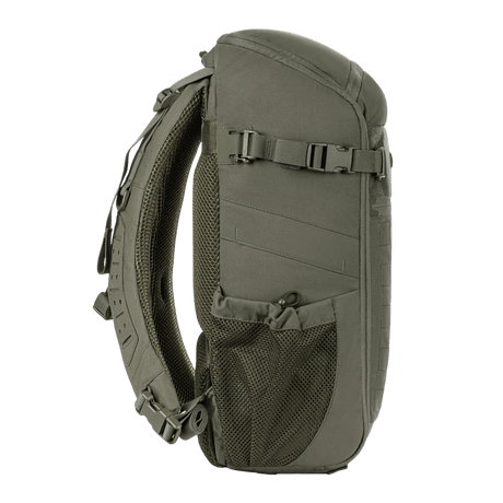 M-Tac Rygsæk Gen. II Elite – Small i sideprofil med mesh-lommer og MOLLE-paneler, praktisk åbning som en kuffert.