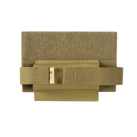 M-Tac Elastisk Tourniquet Holder Gen. III lavet af Cordura 500D, beige farve, til sikker opbevaring af C-A-T tourniquet.