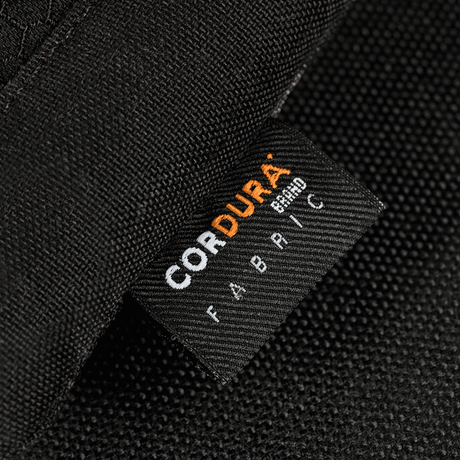 Nærbillede af M-Tac Smartphone Taske Elite Medium Hex fremstillet af CORDURA HEX 1000D stof med slidstærkt design.