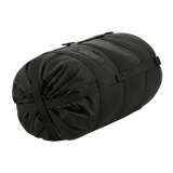 Sort M-Tac Kompressionspose i slidstærkt nylon med kompressionsstropper til opbevaring og transport, ideel til fugtbeskyttelse.