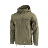 M-Tac Soft Shell Police Jakke i olivengrøn farve, designet med justerbar hætte og identifikationspaneler til politibrug