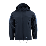 M-Tac Soft Shell Police Jakke med justerbar hætte og fleece-lag, designet til vind- og vejrmotstand med skjulte identifikationspaneler.