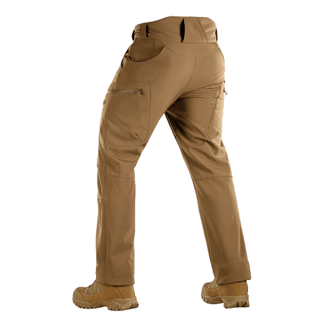 M-Tac Bukser Soft Shell Vinter i brunt, set bagfra med forstærket bagparti og fleecefor, optimale til kolde forhold.