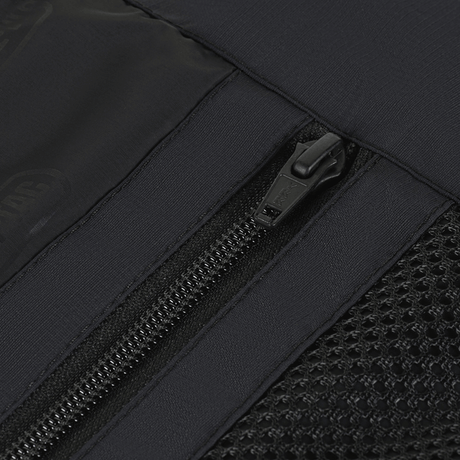 M-Tac Alpha Gen.III Pro Vinterjakke lynlåse og netdetaljer for holdbarhed og komfort i ekstreme forhold ned til -20°C.