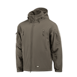 M-Tac Soft Shell Jakke med Liner i olivengrøn farve med aftagelig fleecefor og lynlås i fuld længde.