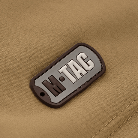 Logo på M-Tac Soft Shell Jakke med Liner i lys brun farve