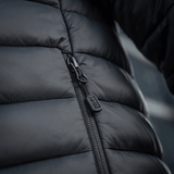 M-Tac Stalker Gen. III Primaloft Jakke med lynlåsdetalje, minimalistisk design og høj kvalitetsisolering til mellemsæsonen.