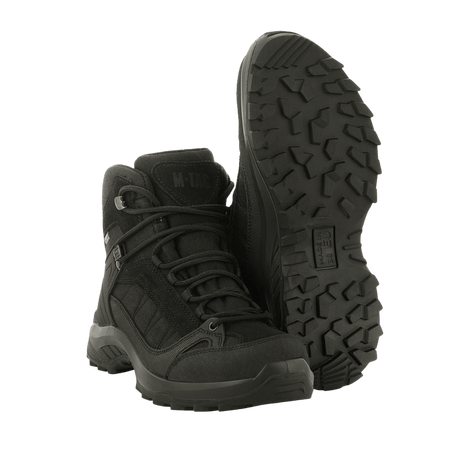 M-Tac Taktiske Sæsonstøvler i sort med skridsikre såler og åndbar overdel, ideel til taktiske opgaver og outdoor-aktiviteter.
