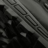 Nærbillede af sålen på M-Tac Vinter Taktiske Støvler Thinsulate, der fremhæver det robuste greb til vinterforhold.