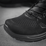 M-Tac Taktiske Sommerstøvler Iva i sort syntetisk nubuck og åndbart mesh til komfort og ventilation under varme forhold.