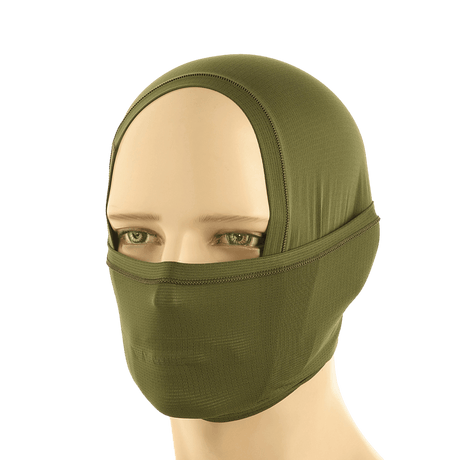 M-Tac Polartec Vent Tube Scarf på mannequin i grøn, multifunktionelt tørklæde til hals og ansigt, fugtafledende og hurtigtørrende materiale.