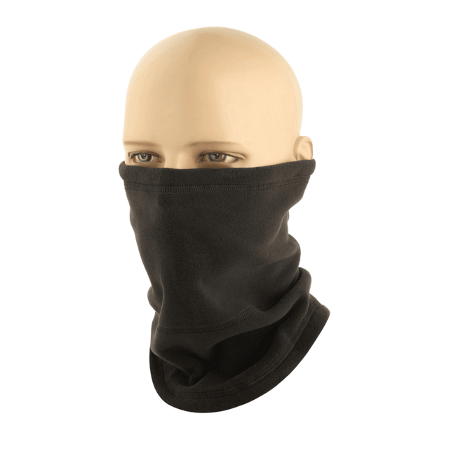 M-Tac Anatomisk Tube Scarf med Snor Polartec i sort fleece på mannequin, velegnet som halsrør og ansigtsmaske, beskytter mod vind og regn.