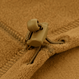 Detalje af M-Tac Anatomisk Tube Scarf med Snor Polartec i beige fleece, der viser lukkeanordningen for bedre pasform og komfort.