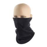 M-Tac Anatomisk Tube Scarf med Snor Polartec halsrør i sort fleece stof på mannequin med isolerende og funktionelt design til udendørs beskyttelse.