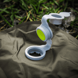 Nærbillede af M-Tac Oppustelig Liggeunderlag 195x60 ventil, fremhæver nem oppustning og tømning.