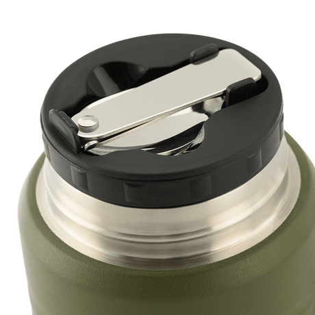 Låg af M-Tac Termoflaske 750 ml med Folde-ske, viser foldeske opbevaret i toppen for praktisk brug.