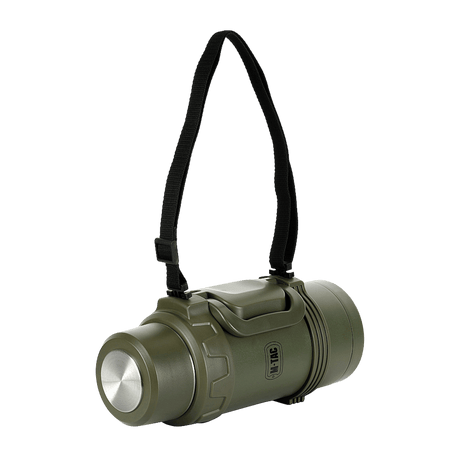 M-Tac Termoflaske 1,6 L i Rustfrit Stål med bærerem, ideel til udendørs aktiviteter som camping og vandreture. Vakuumflaske sikrer varme og kolde drikke.