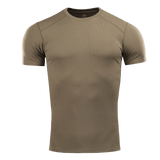 M-Tac Sweat-Wicking T-Shirt Gen.II i polyestermateriale, designet til komfort og hurtig tørring for aktiv livsstil.