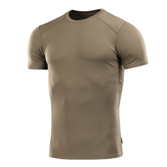 M-Tac Sweat-Wicking T-Shirt Gen.II i brun, designet til komfort og hurtig tørring, perfekt til aktiv livsstil og daglig brug.