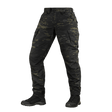 M-Tac Aggressor Elite Nyco Extreme Bukser i Black Multicam® mønster, designet til taktisk brug og udendørs aktiviteter.