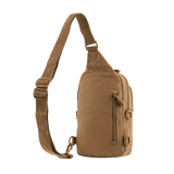 Brun M-Tac Assistant Taske med justerbar strop og MOLLE-paneler til praktisk daglig brug.