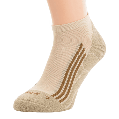 M-Tac Coolmax 35% Sokker Outdoor i beige til outdoor aktiviteter. Holdbare og komfortable sportssokker til hverdagsbrug, hurtigtørrende.