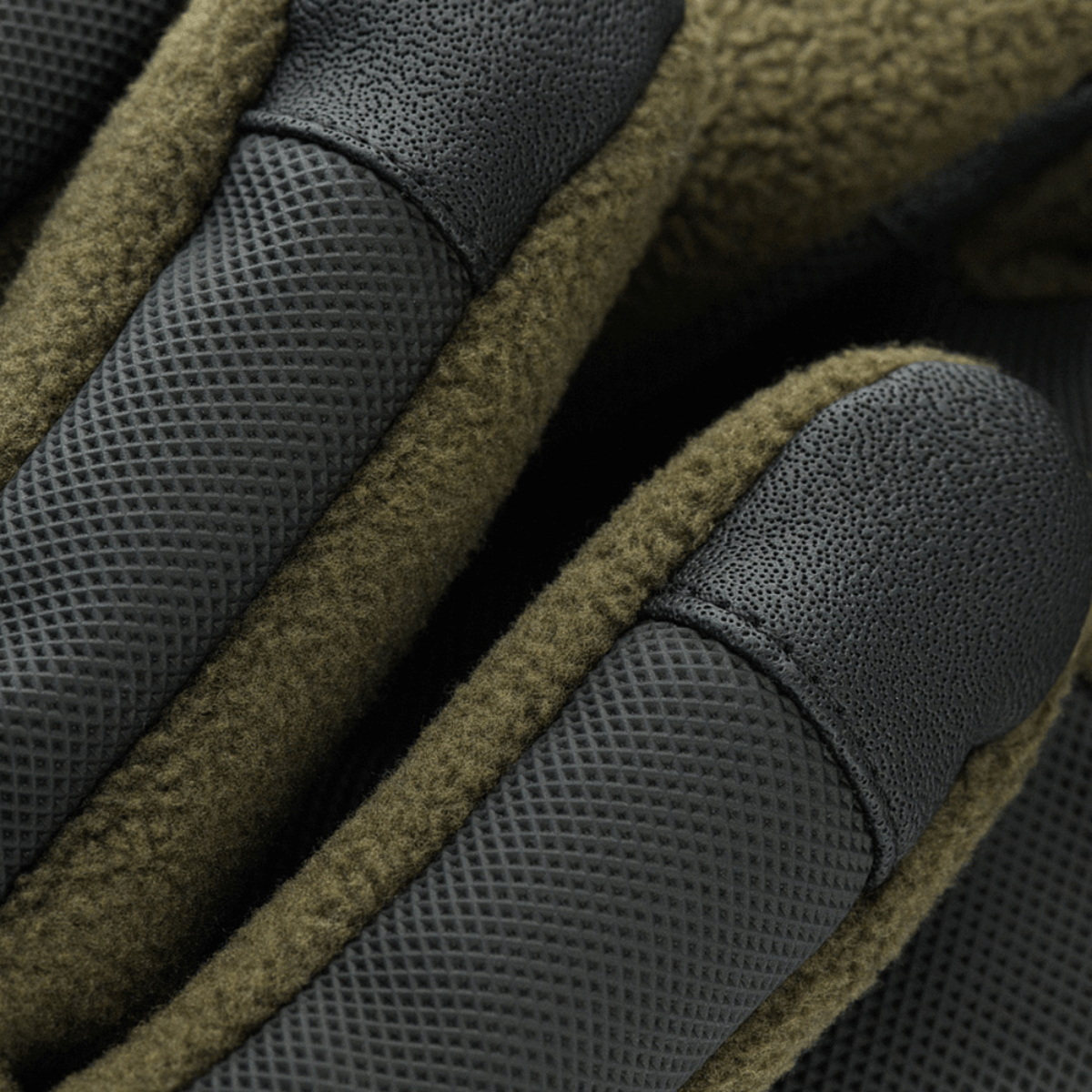 Lukkebillede af M-Tac Handsker Fleece Thinsulate, med forstærkede fingre og touchscreen-overlay.