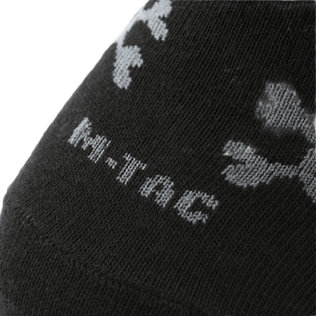 M-Tac Let Sommersokker Pirate Skull med ergonomisk design til komfort under aktiviteter i varmt vejr.