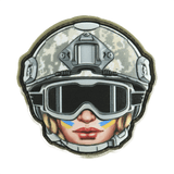 M-Tac Patch Emoji #49 PVC morale patch med hjelm og 3D-effekt, Velcro-fastgørelse, ideel til tøj og udstyr, sjovt og taktisk design.
